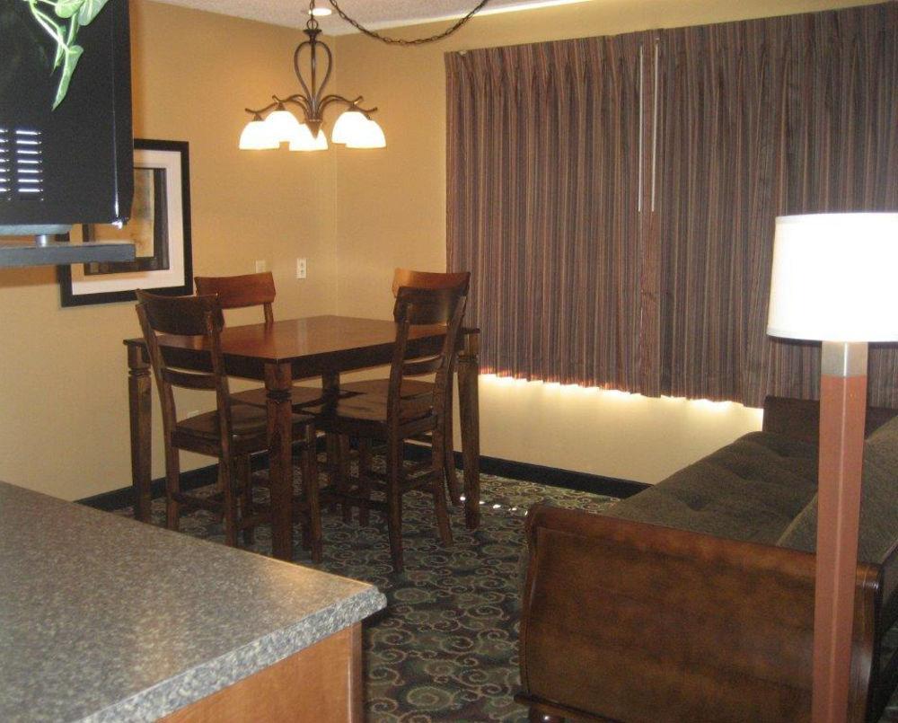 Pine View Resort Монтичело Екстериор снимка