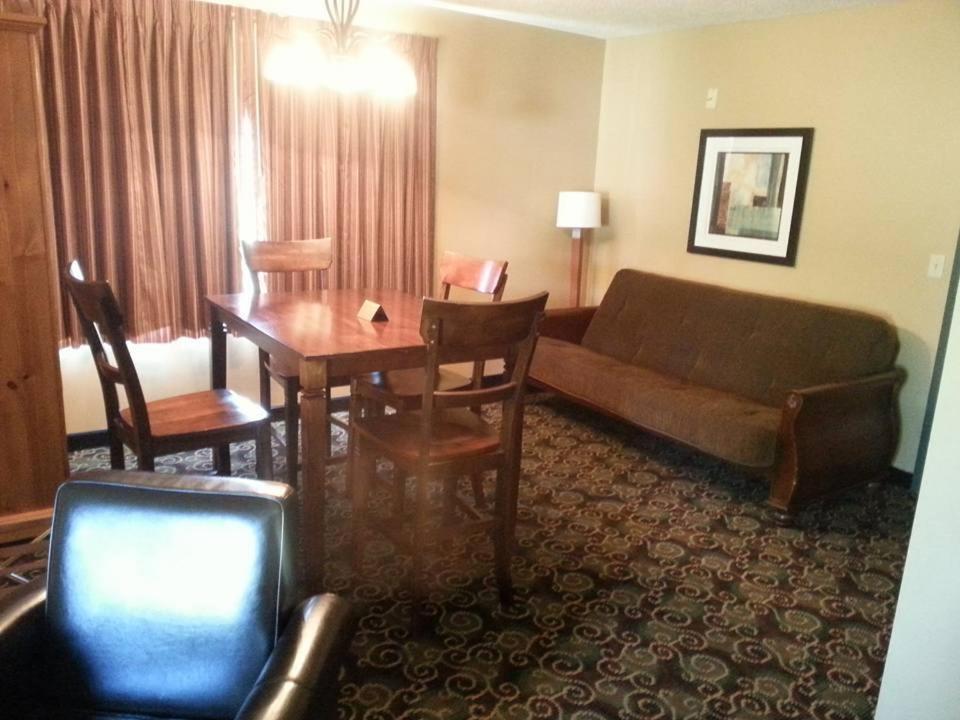 Pine View Resort Монтичело Екстериор снимка
